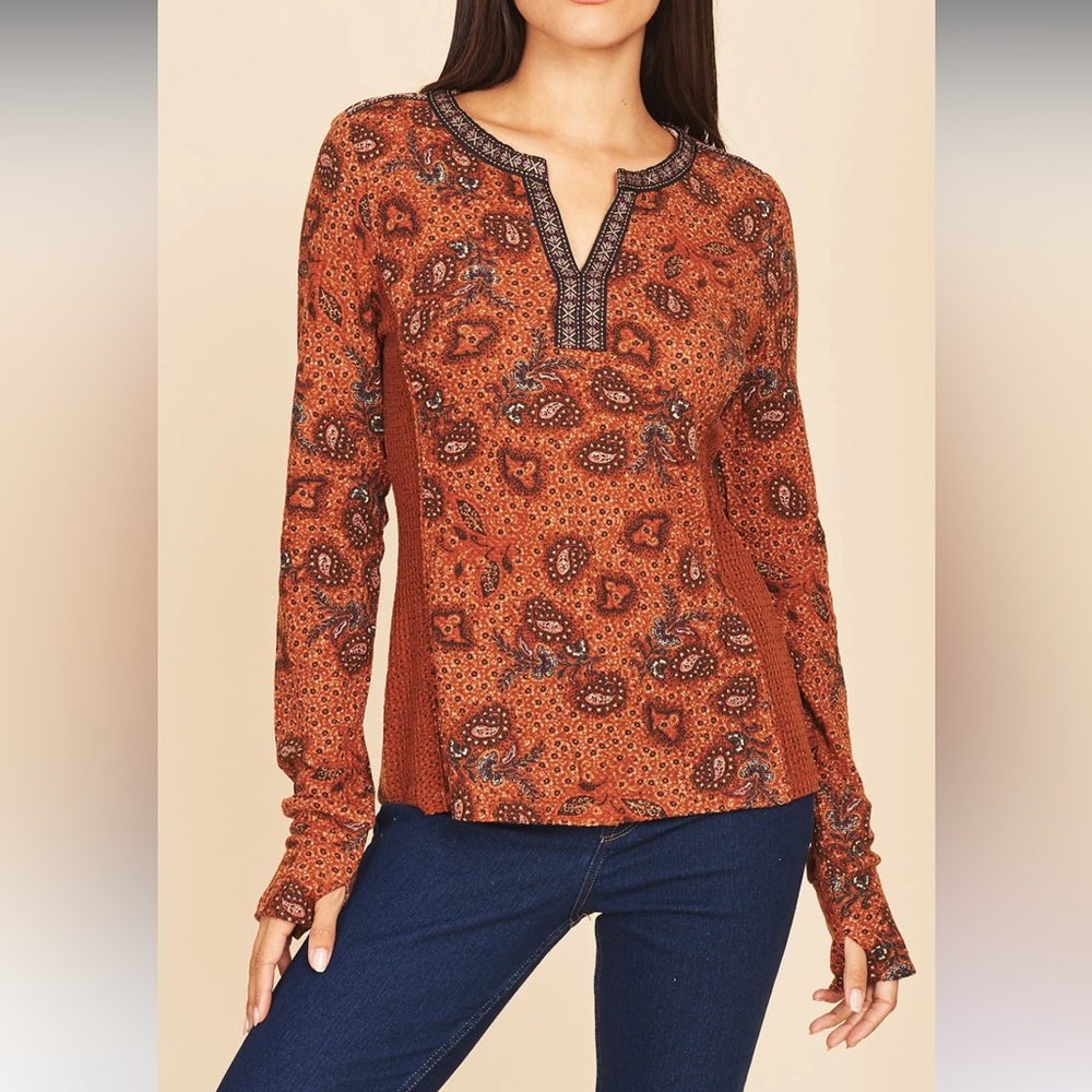 DR2 Waffle Knit Long Sleeve Top - size Med